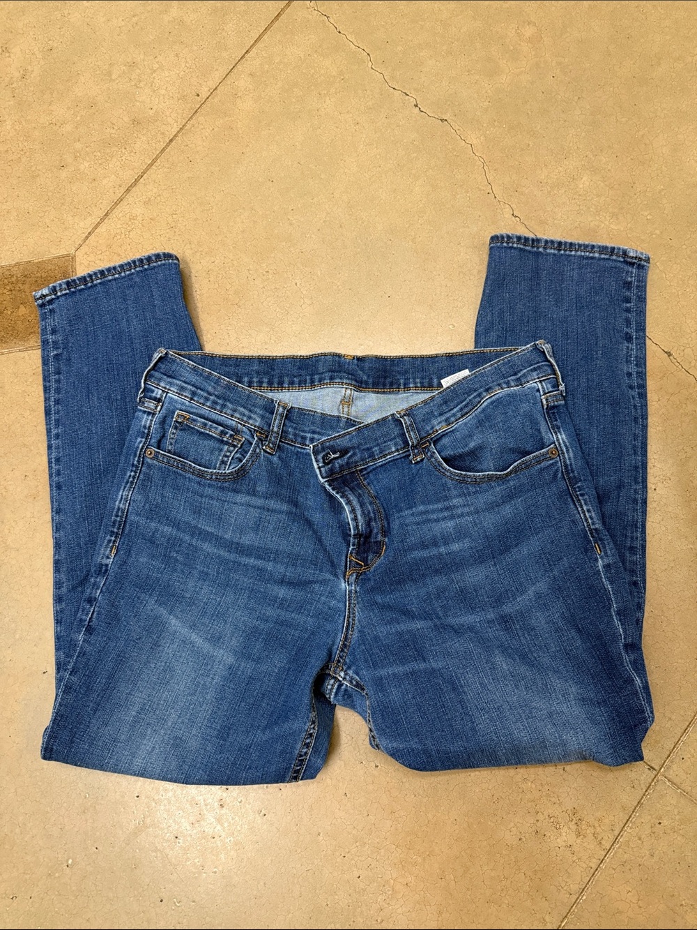 Classic Women's Straight Jeans